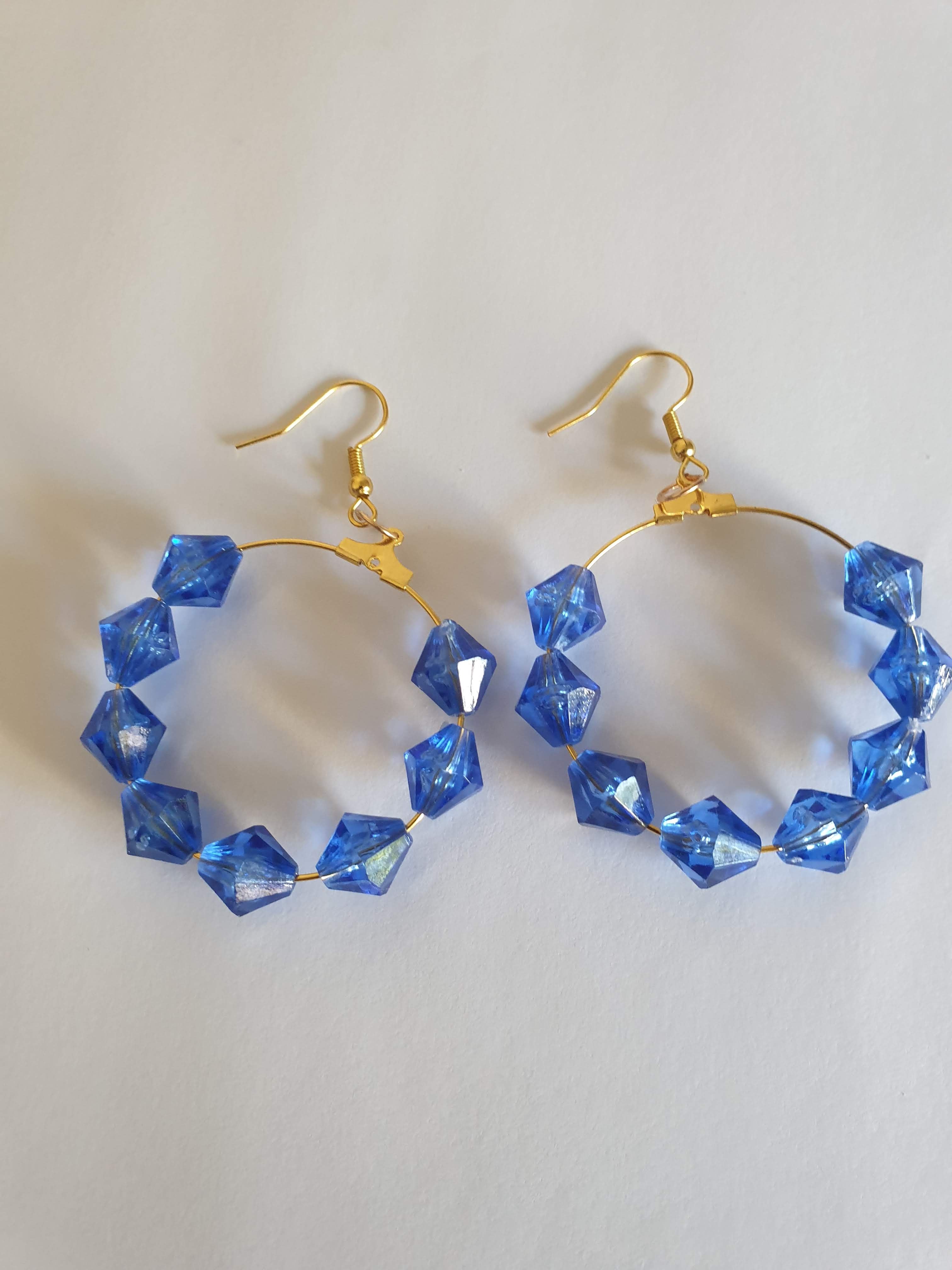 Boucles d'Oreilles Cœur Rose Pailleté - Résine Scintillante