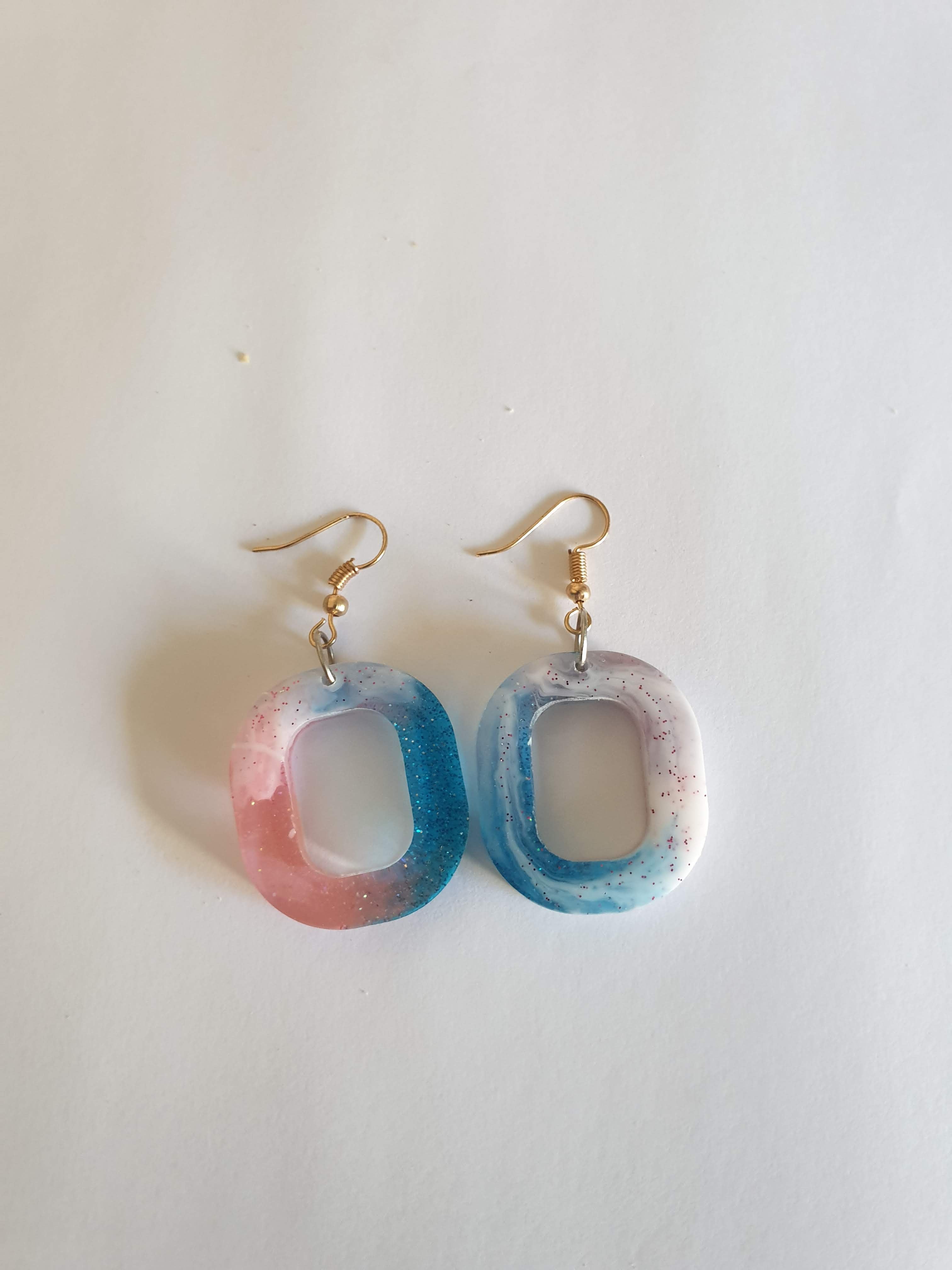 Boucles d'Oreilles Résine Époxy Multicolore Cercles - Métal Plaqué Or - Fait Main