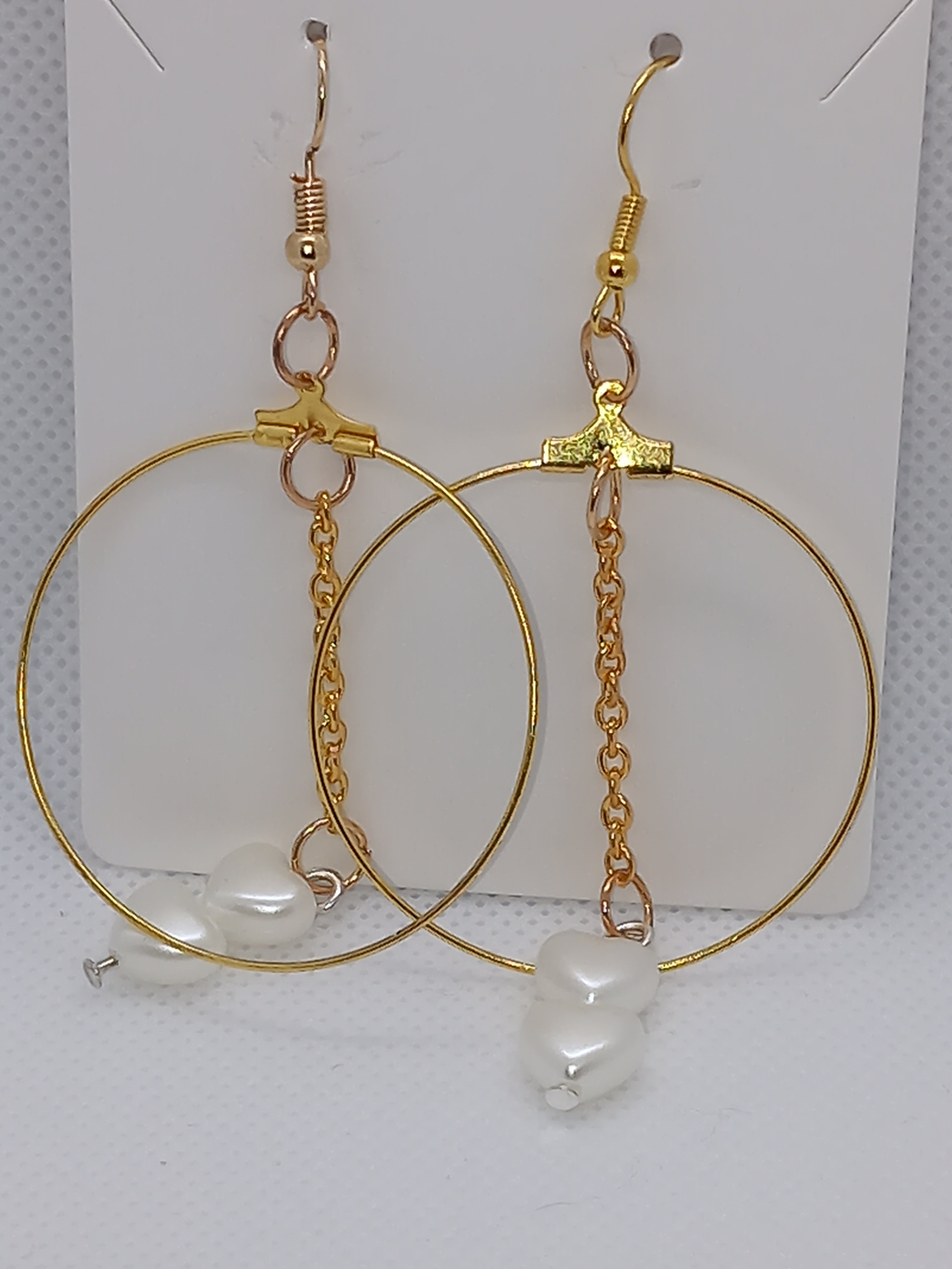Boucles d'Oreilles Cœur Blanc Nacré Brillant - Métal Plaqué Or - Fait Main