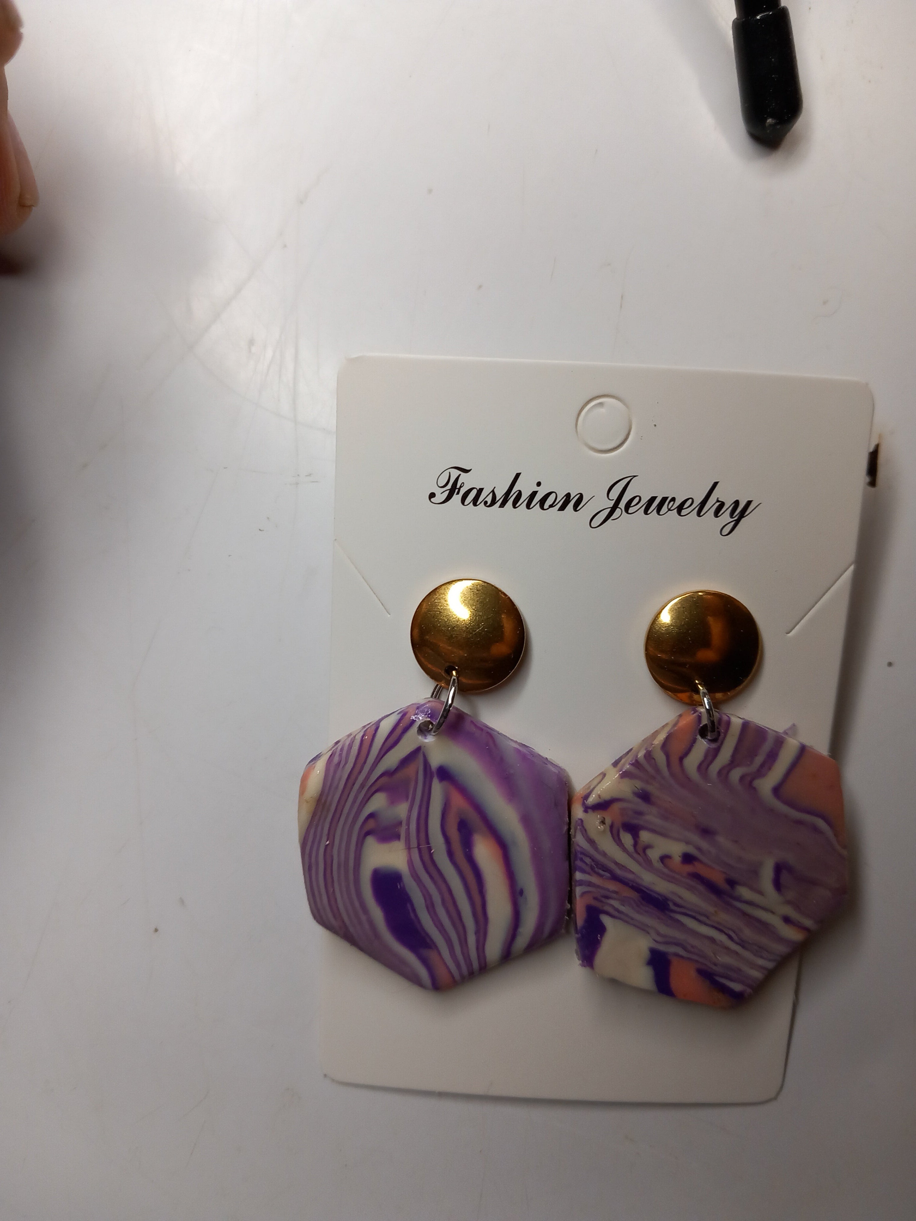 Boucles d'oreilles pendantes goutte résine époxy rose clair et fuchsia plaquées or