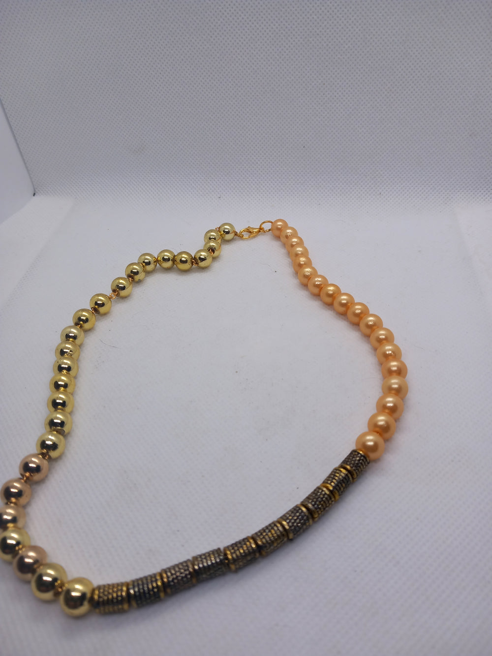 Collier Perles Verre Dorées Beige Métal Bronze