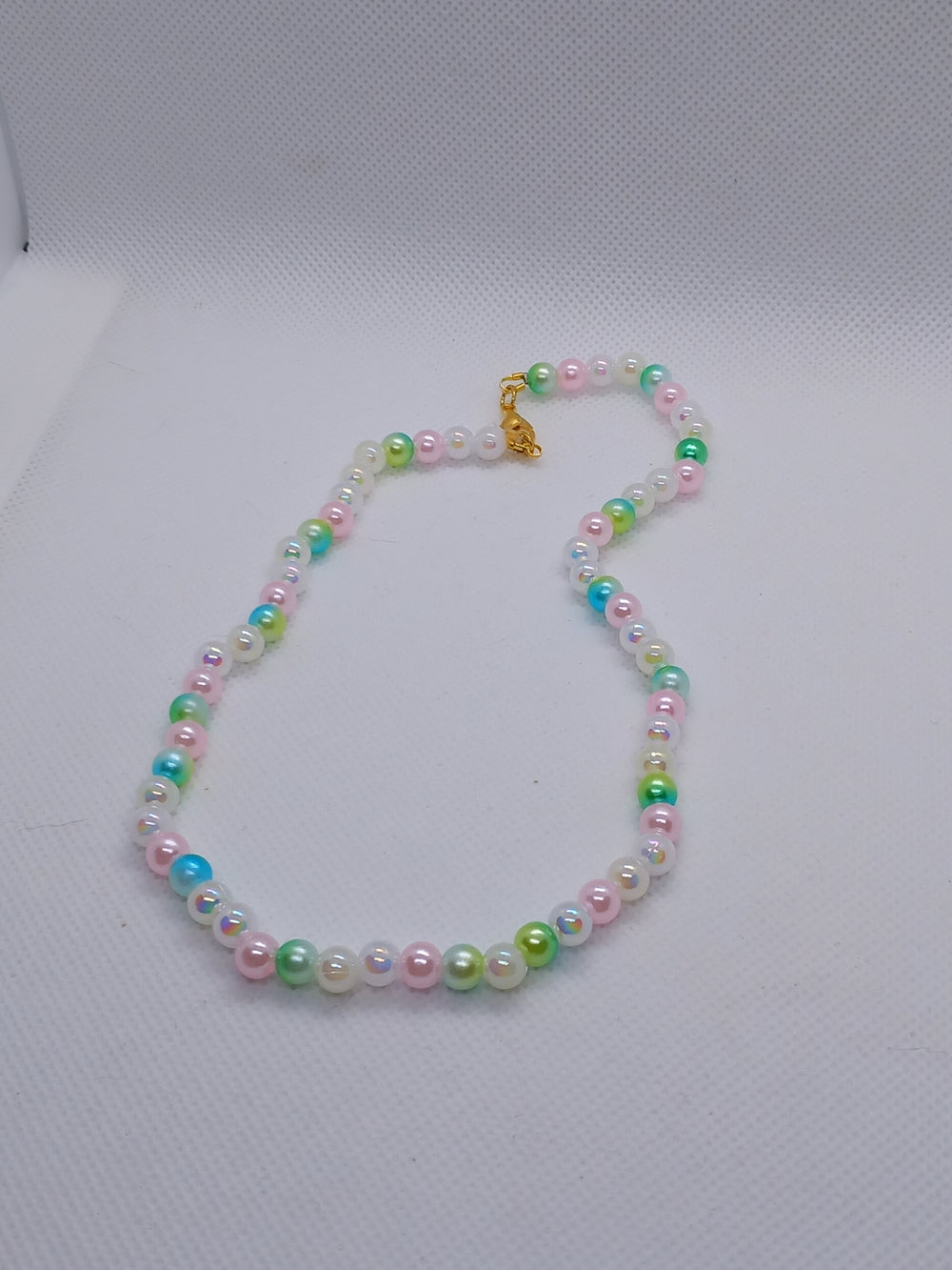 Collier Perles Verre Nacrées Anneaux Dorés Irisés