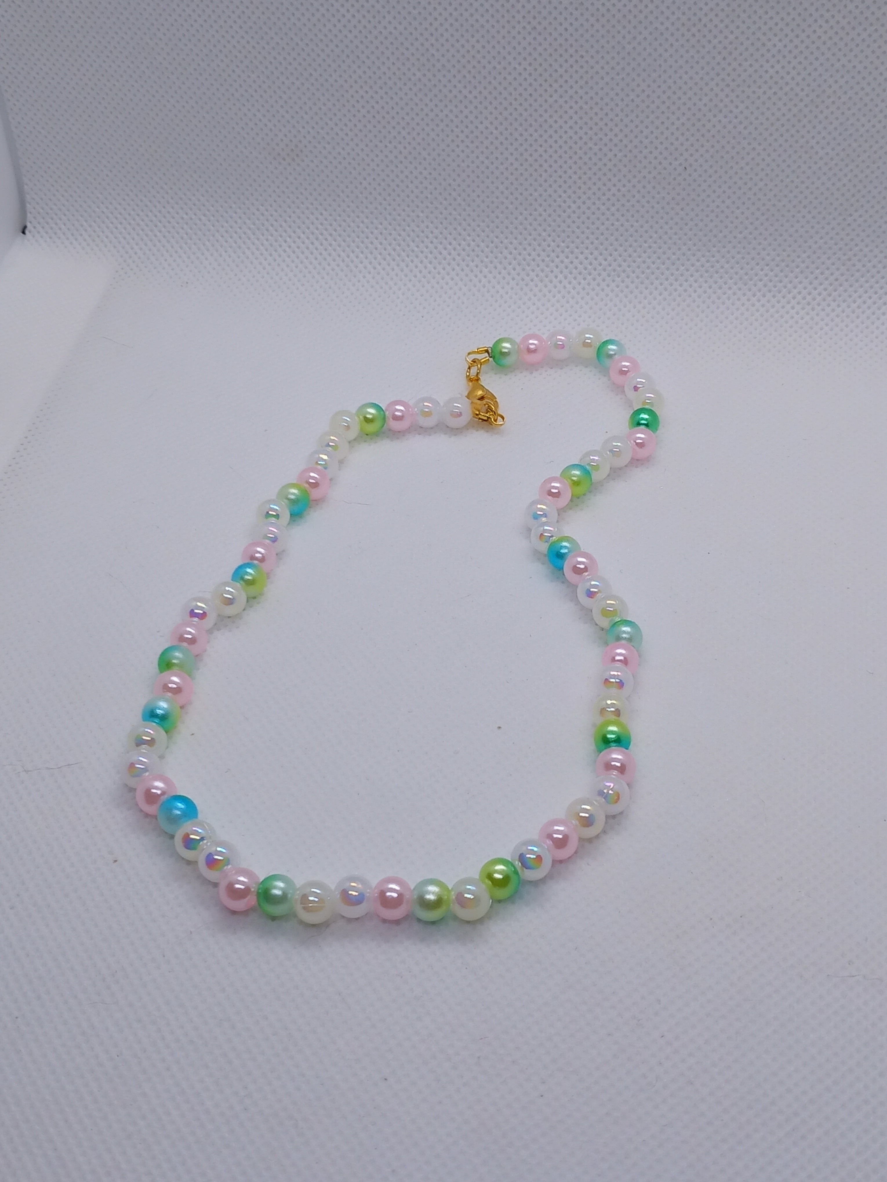 Collier Perles Verre Nacrées Anneaux Dorés Irisés